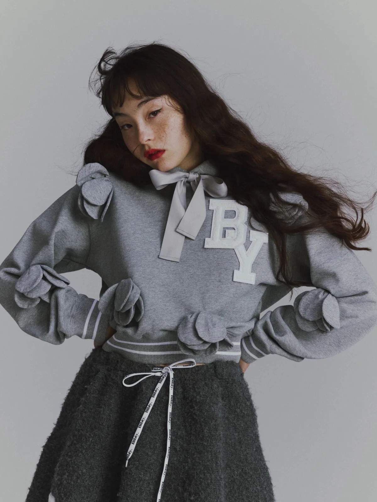 Cute Flower Hoodie Sweatshirt  - Anime Merchandise In Japanese 评论和价格